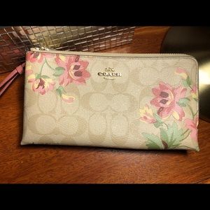 Coach Wallet Wristlet